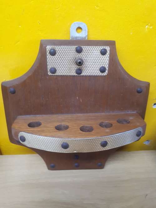 Vintage 5 Pipe Wooden Wall Mounted Pipe Stand With Brass Strips