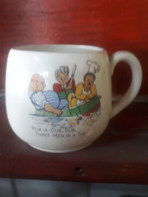 Beswick England Vintage Three Men in a Tub Mug