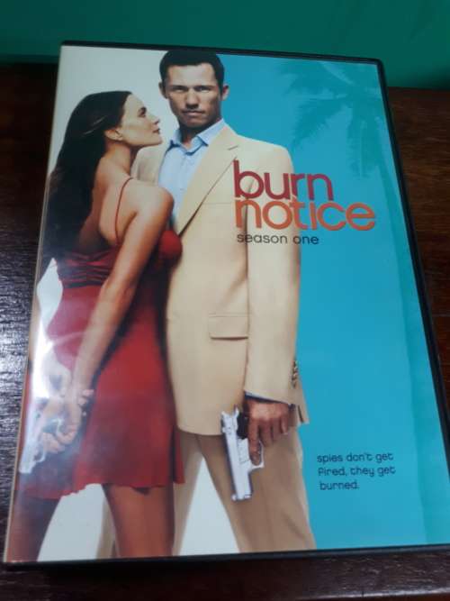 Burn Notice Season 1 (4 disc DVD Boxset)