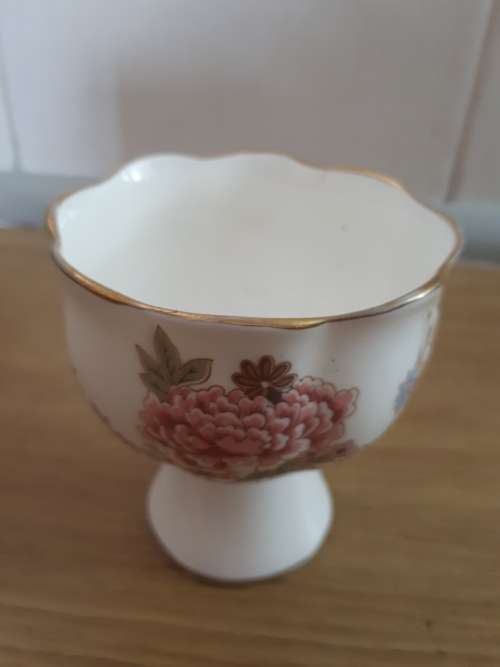 Royal Doulton `Canton` Dated 1977 Small Vase