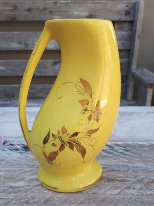 Stunning Crescent Potteries (SA) Ceramic Glazed Vase
