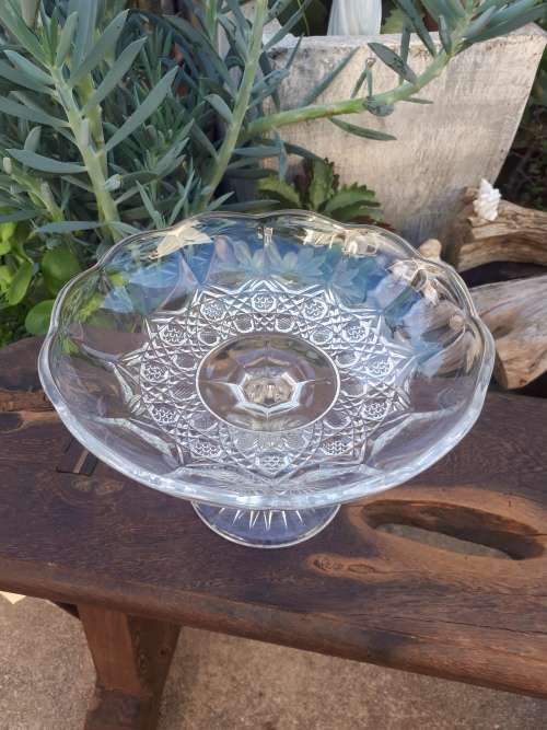 Stunning Vintage Cut Glass Bowl on Pedestal