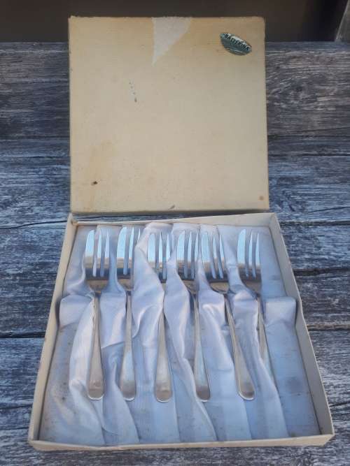 Set of 6 Vintage Cake Forks In Original Box Sheffield England