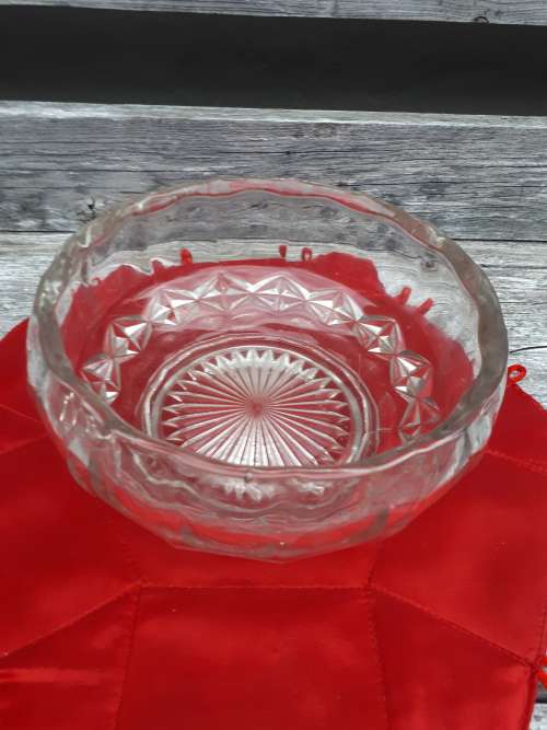 British Registered Glass Bowl Rd 724094 (1917-1929)