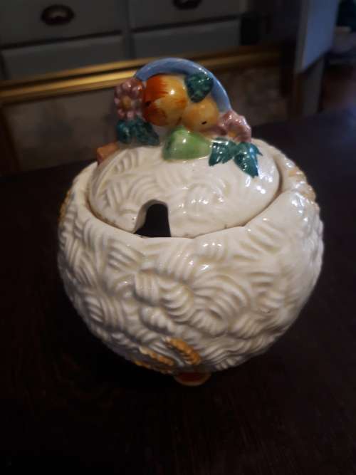 Vintage Clarice Cliff Sugar / Jam Pot