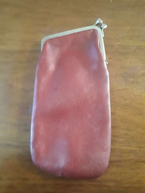 Old Vintage Ladies Leather Coin Purse
