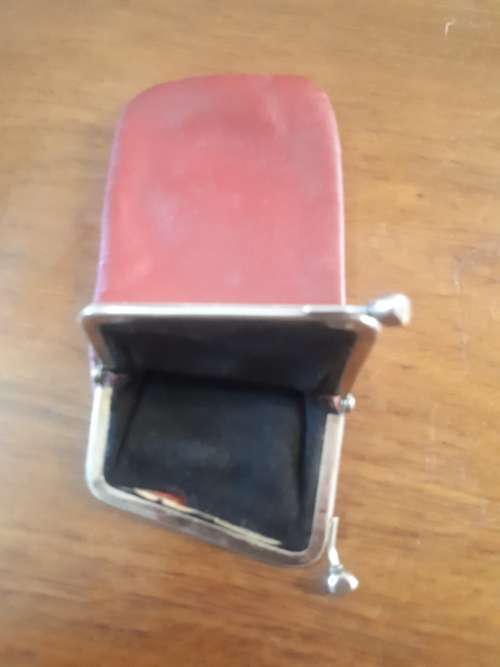 Old Vintage Ladies Leather Coin Purse
