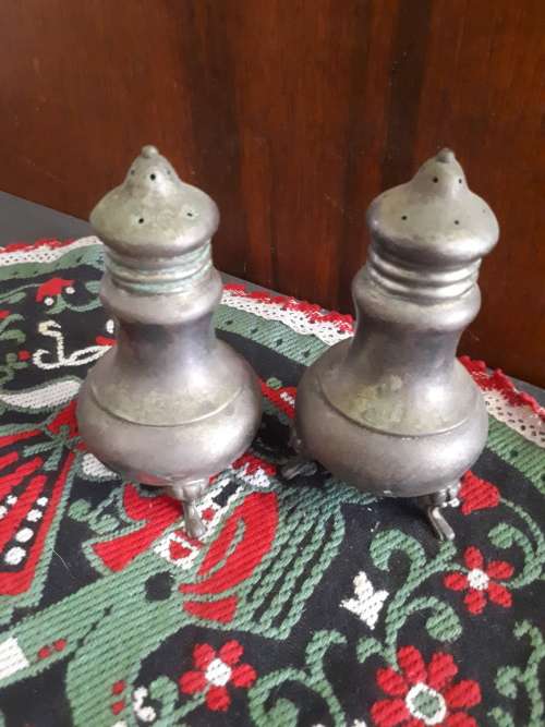 Vintage Silverplate Salt And Pepper Set