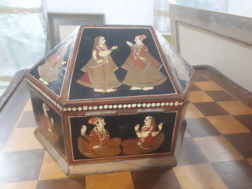 Early 1900`s Turkish Jewellery Box Hand Painted With Velvet Interior