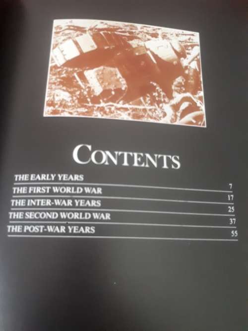 Circa 1980 An Illustrated History Of Military Vehicles Hardcover - Ian Hogg / John Weeks