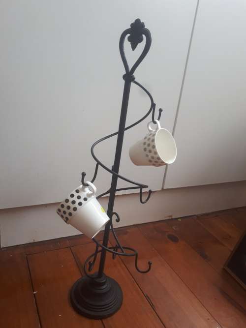 Old Cast Iron Mug Holder