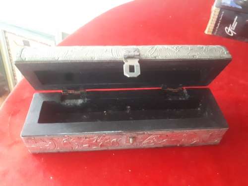 Vintage Plated Scroll Holder
