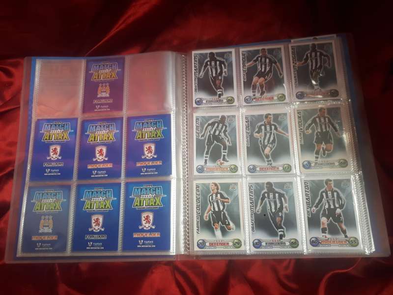 2008 / 2009 Barclays Premier league Collector Binder with 109 x Trading Cards