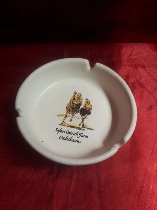 80`s Safari Ostrich Farm Oudtshoorn Ceramic Ashtray