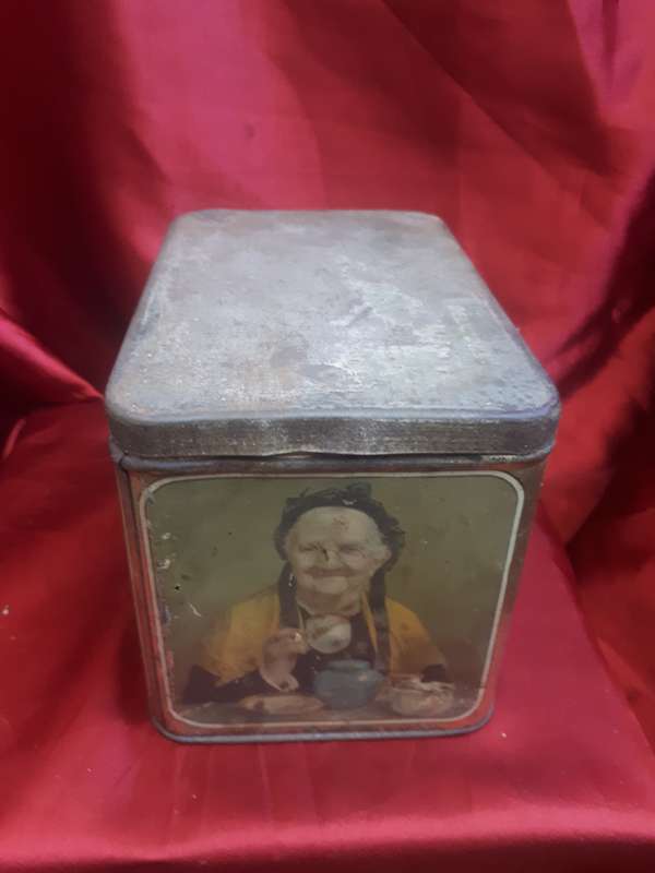1900`s 3 LBS Mazawattee Tea Tin