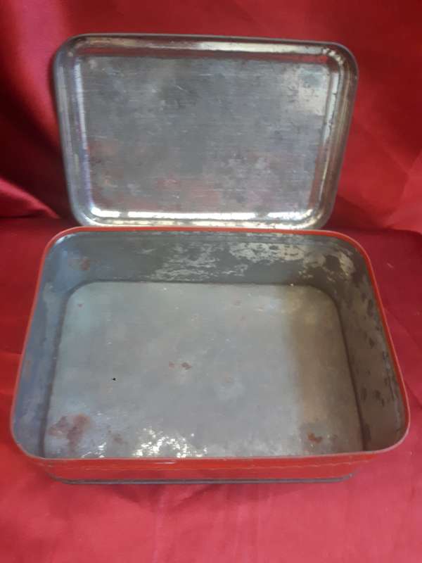 1940`s Sharps Super Kreem Assorted 1 lb Toffee Tin