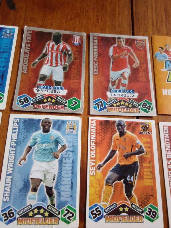 23 x TOPPS Barclays 2009/2010 Trading Cards