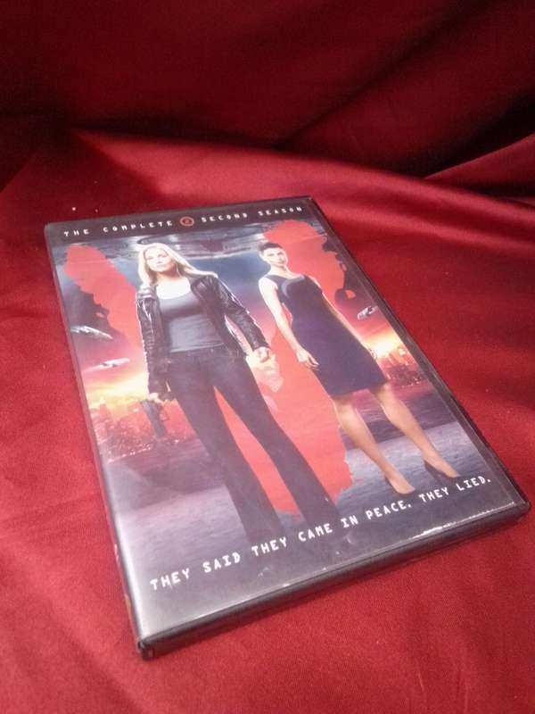 `V` THE COMPLETE SECOND SEASON