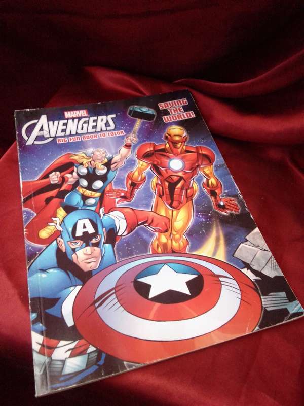 Marvel Avengers Big Fun Colour Book