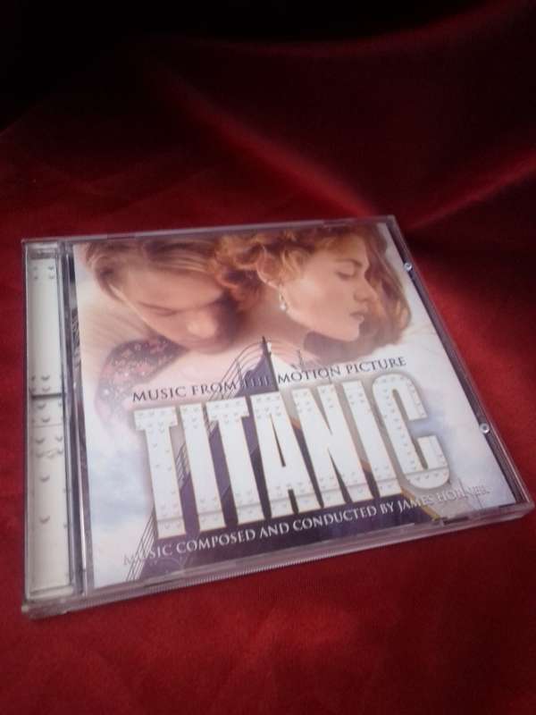 TITANIC SOUNDTRACK CD