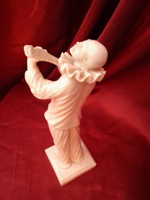 Vintage Resin Figure `Musician`
