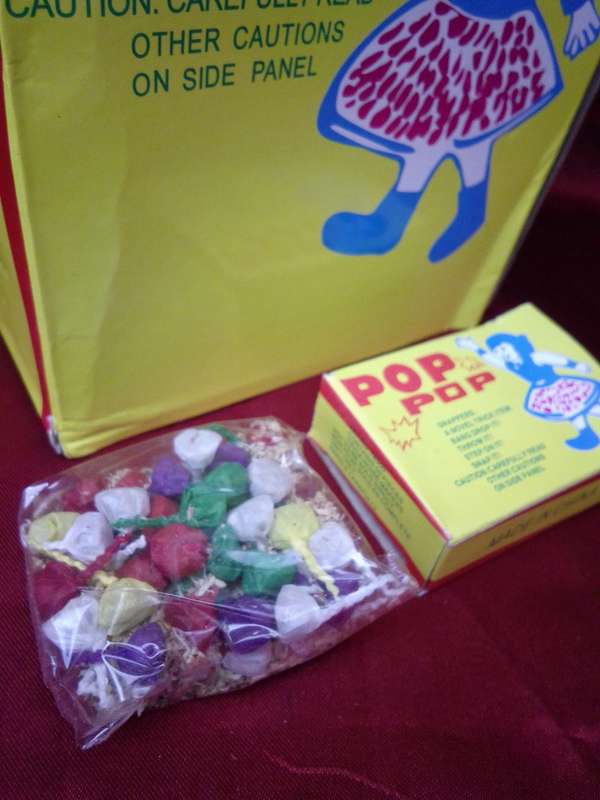 Retro 80`s POP POP Snappers