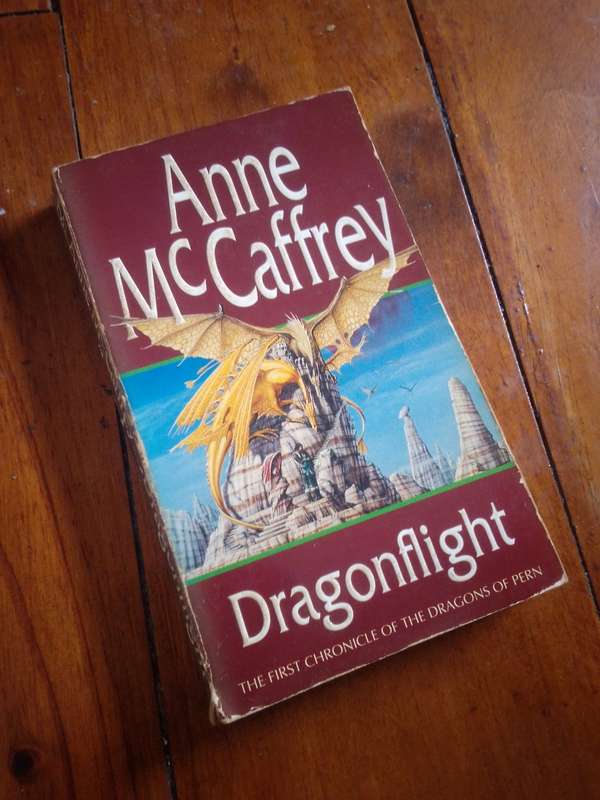 Dragonflight - Anne McCaffrey 1993 Paperback