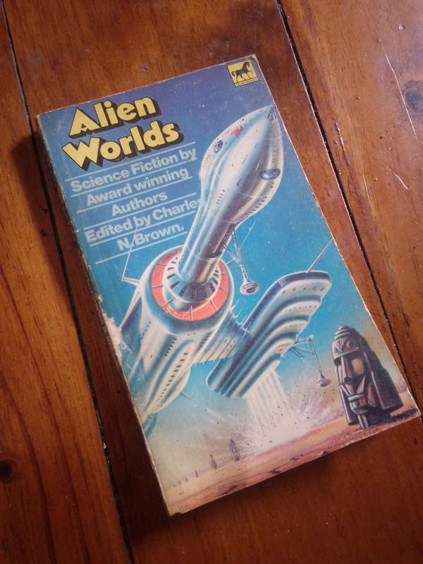 Alien World`s 1976 Paperback
