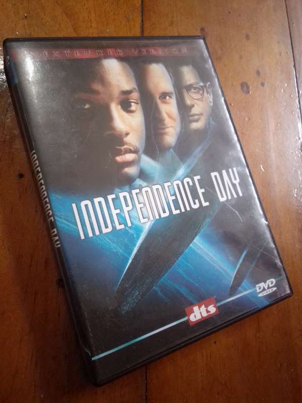 Extended Version INDEPENDENCE DAY DVD