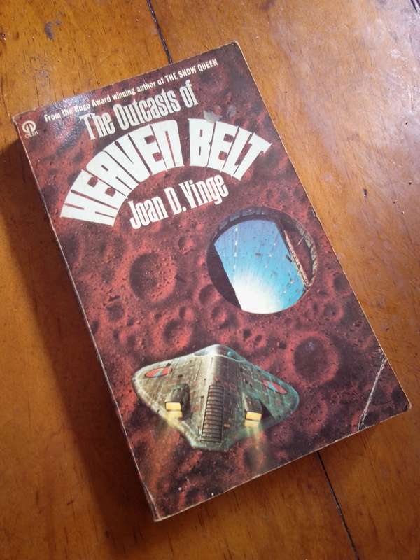The Outcasts of Heaven Belt - JOAN Vinge 1980 Paperback