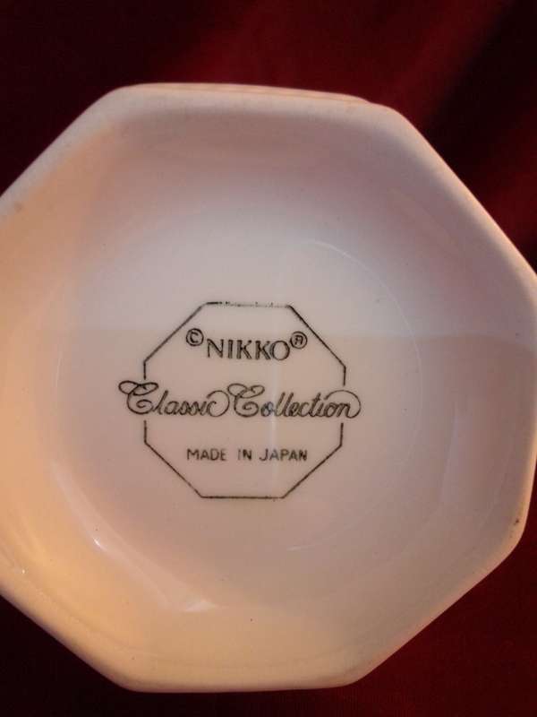 NIKKO Japan 'Classic Collection' Creamer (Mint Condition)