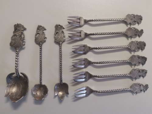 0.800 Silver Indonesian Shadow Puppet Forks