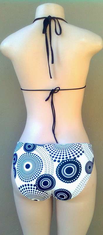 TRIUMPH 2 PIECE - SIZE: 10