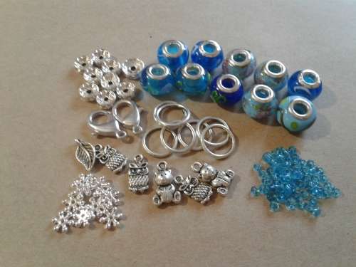 MIX AND MATCH 50 PIECES