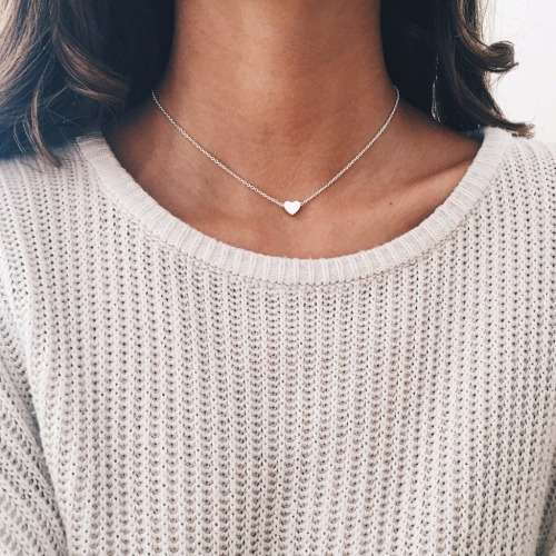 ***ELEGANT*** SMALL GOLD PLATED HEART NECKLACE