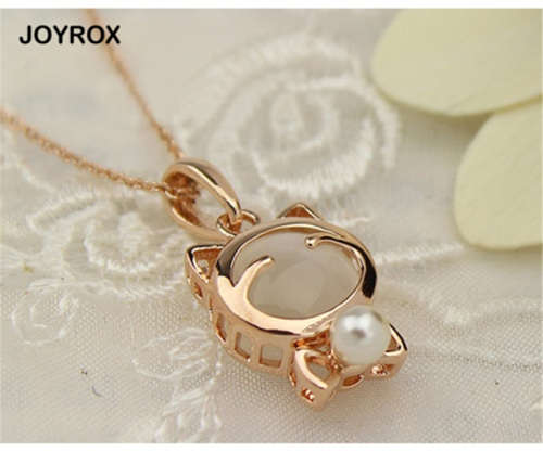 ***CUTE*** GOLD KITTEN PENDANT NECKLACE