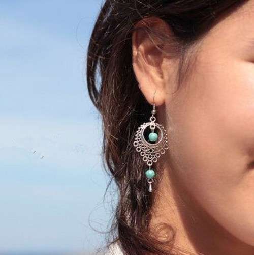 ***RETRO*** BLUE AND SILVER DROPLET EARRINGS