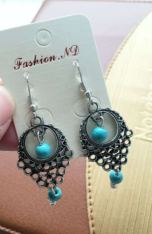***RETRO*** BLUE AND SILVER DROPLET EARRINGS