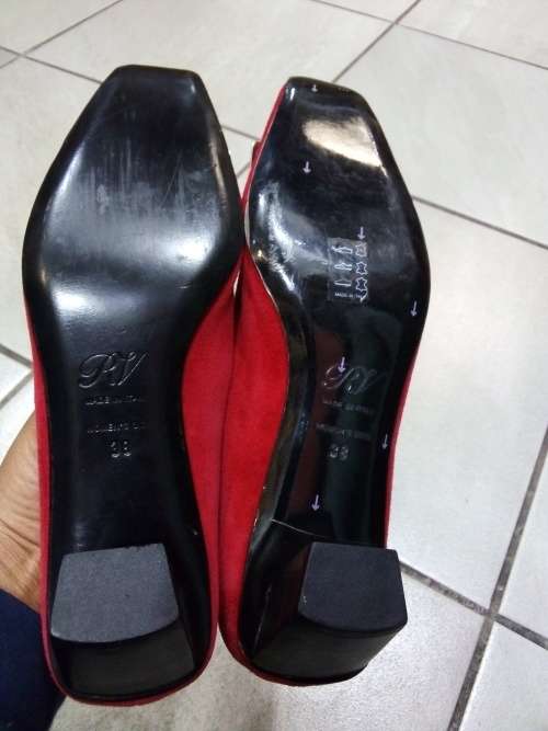 Roger Vivier Belle Vivier suede pumps