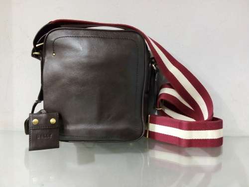 Bally Messenger Bag (Curtina Gkei)