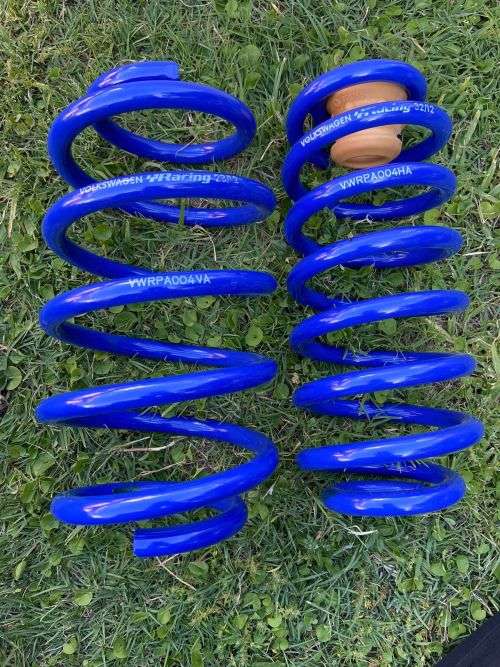 VW Racingline Lowering Springs. VWRPA004 OEM fits for GOLF 5 / 6 / GTI AND AUDI