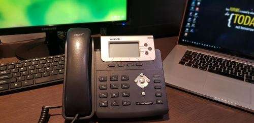 Yealink T22-P  POE VOIP Phone **PRICE DROP**