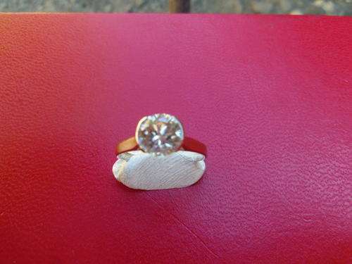 NATURAL DIAMOND -1.68ct -VS2 - H -Round Brilliant ** (R146,512.80**