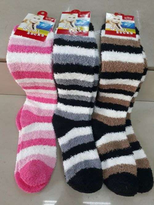 2 pairs winter long and fluffy warm winter socks