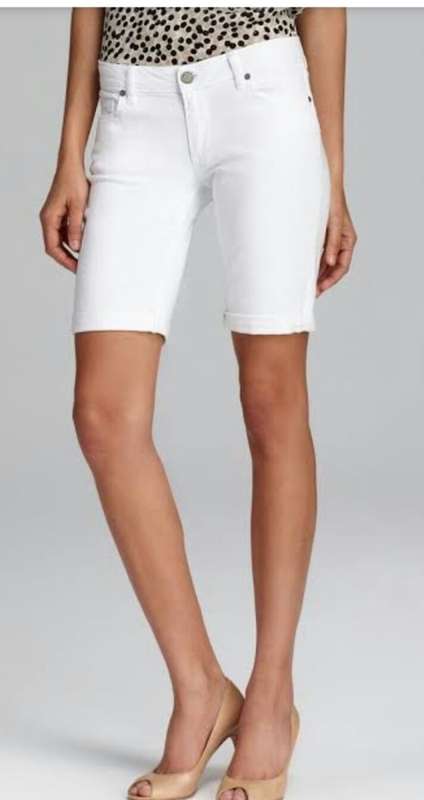 Gorgeous white shorts with tags