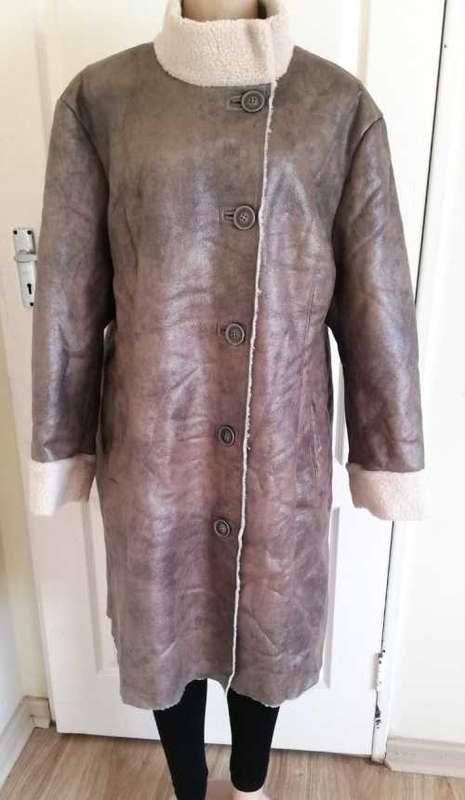 Suede Jacket with complete wool inner