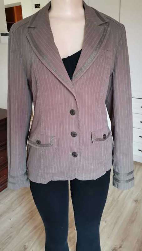 Gorgeous Khaki Blazer