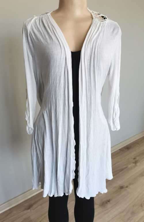 Truworths Shrug
