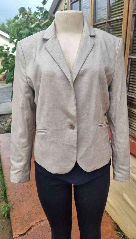 Beautiful Beige blazer