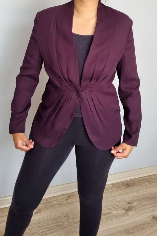 Beautiful Grape pleated coat